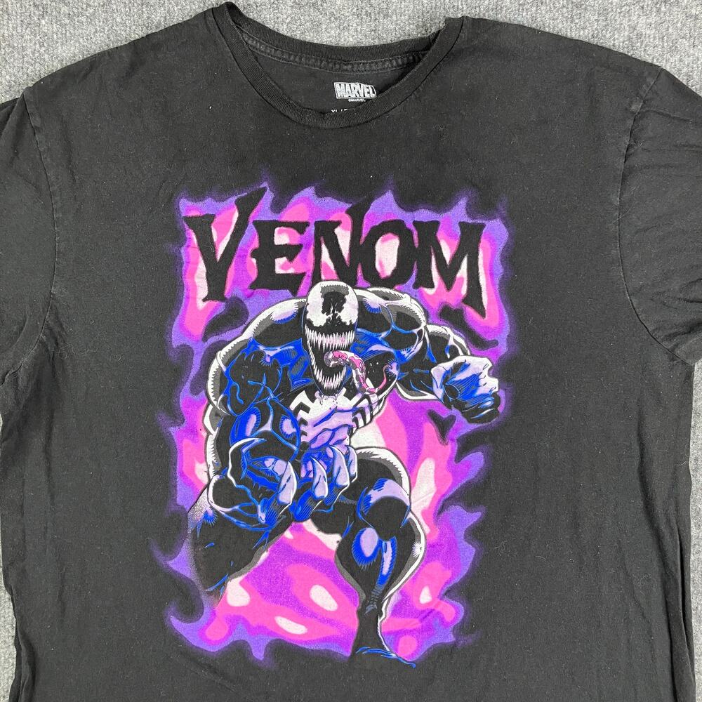 Marvel T-Shirt Mens XL Black Venom Graphic Tee Purple Flames Superhero Comic